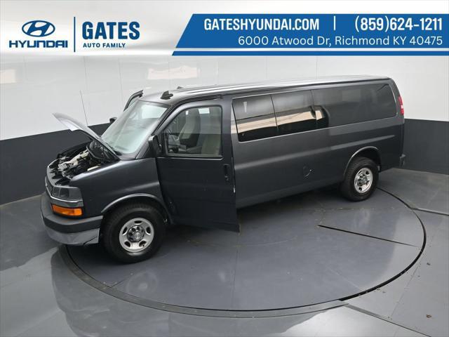 2016 Chevrolet Express LT