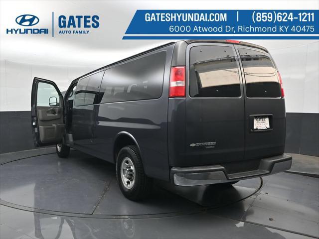 2016 Chevrolet Express LT