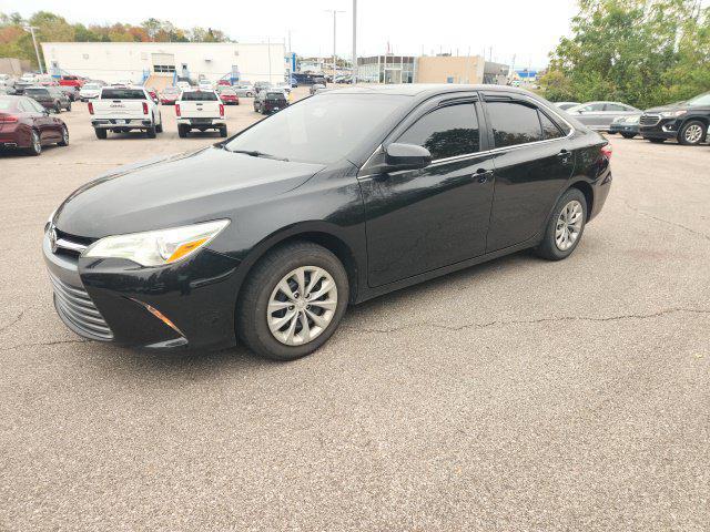 2017 Toyota Camry LE for sale in ALEXANDRIA, KY