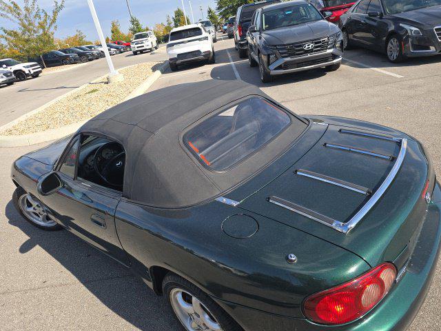 2001 Mazda MX-5 Base