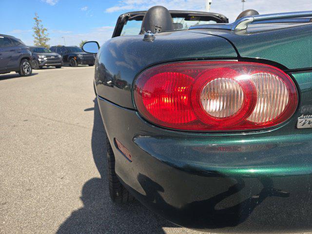 2001 Mazda MX-5 Base