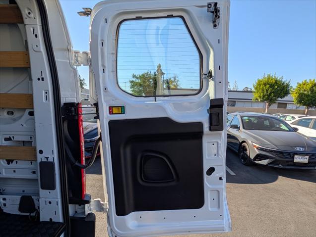 2025 Ford Transit Cargo Van Base