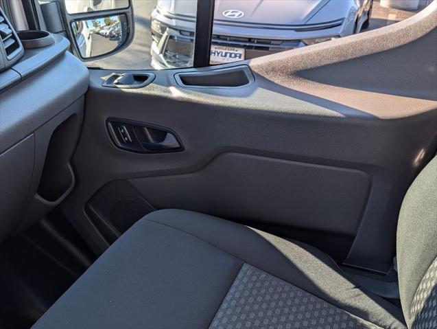 2025 Ford Transit Cargo Van Base