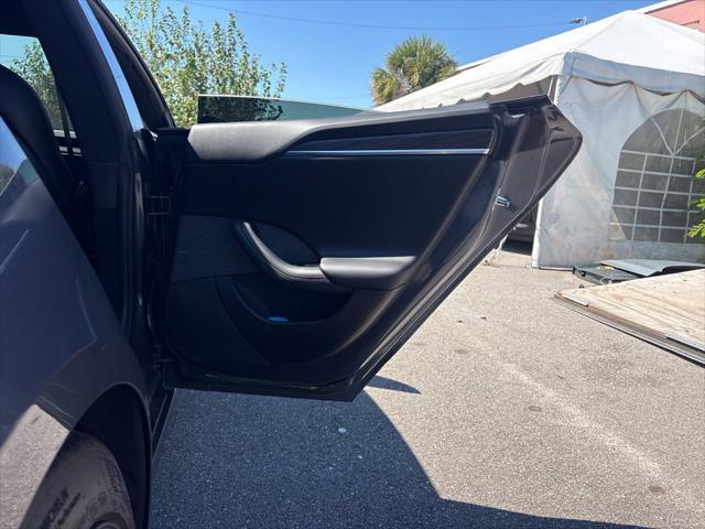 2022 Tesla Model S Dual Motor All-Wheel Drive