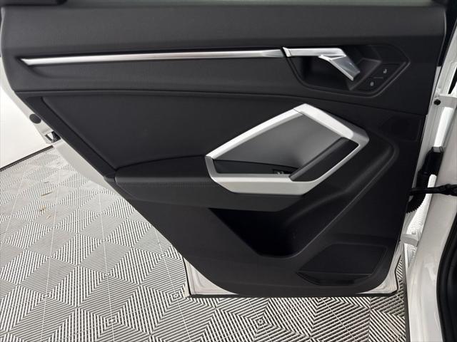 2020 Audi Q3 Premium 45 TFSI S line quattro Tiptronic