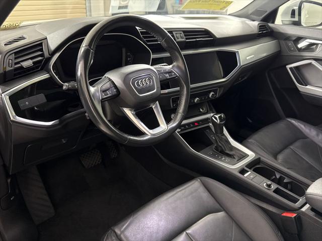 2020 Audi Q3 Premium 45 TFSI S line quattro Tiptronic