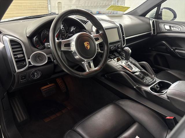 2014 Porsche Cayenne Platinum Edition