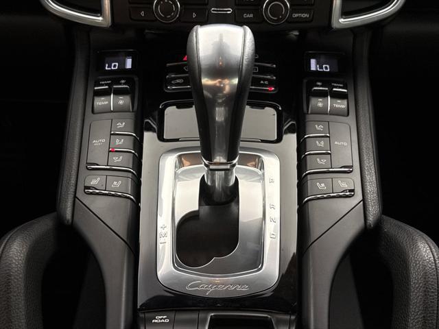 2014 Porsche Cayenne Platinum Edition