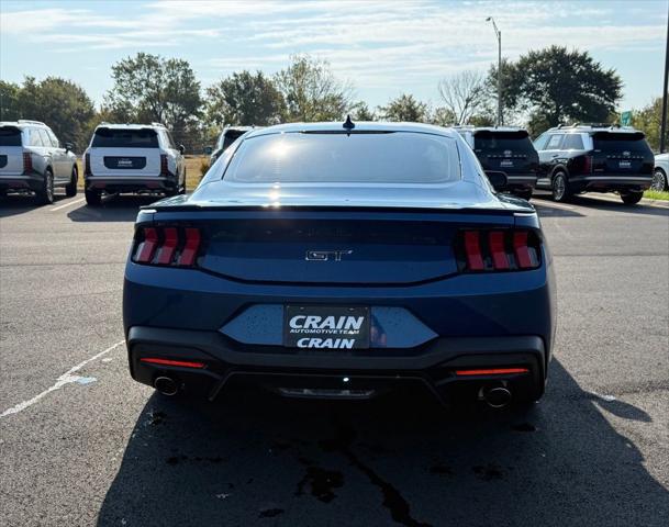 2024 Ford Mustang GT Premium Fastback