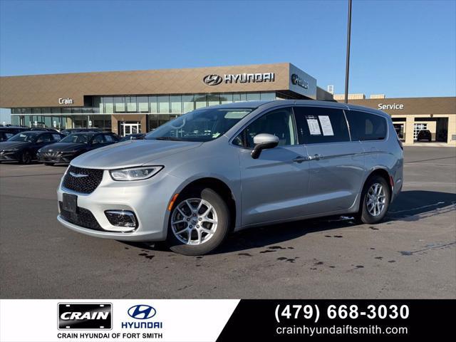 2023 Chrysler Pacifica Touring L for sale in FORT SMITH, AR