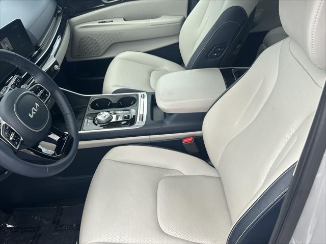 2025 Kia Carnival MPV SX Prestige