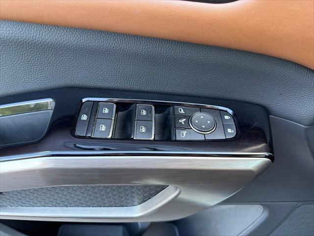 2024 Nissan Pathfinder Platinum 4WD