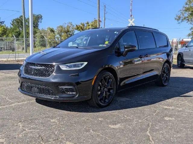 2025 Chrysler Pacifica Limited