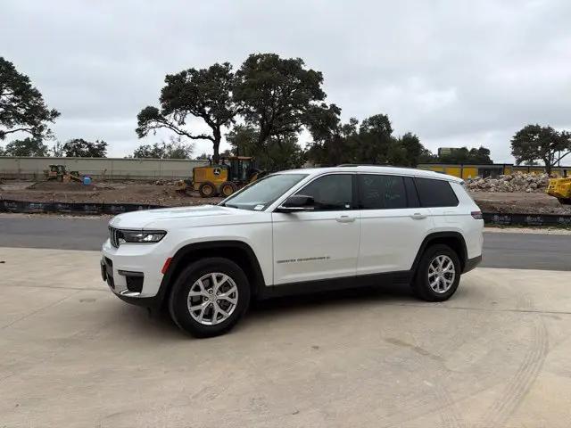 2022 Jeep Grand Cherokee L Limited 4x4 for sale in Boerne, TX