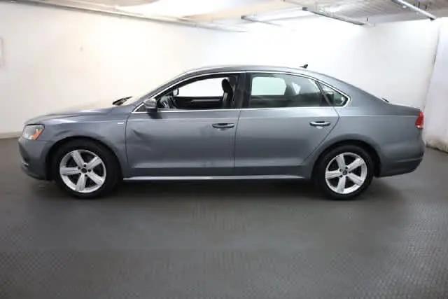 2014 Volkswagen Passat 1.8T Wolfsburg Edition