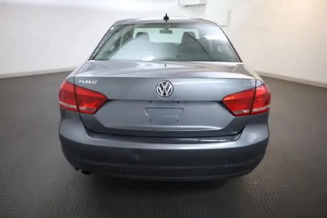 2014 Volkswagen Passat 1.8T Wolfsburg Edition