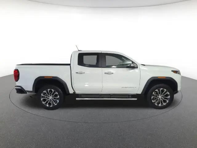 2023 GMC Canyon 4WD Crew Cab Short Box Denali