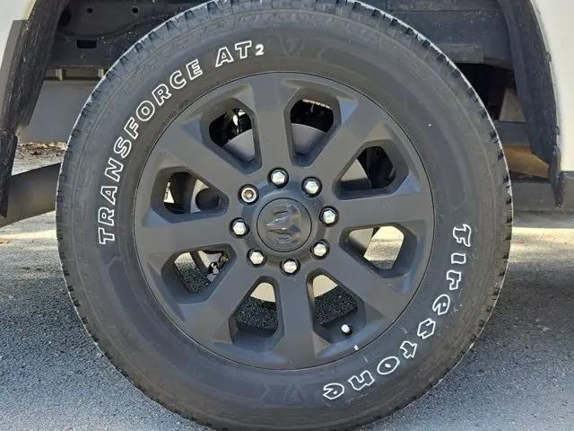 2025 Ram 2500 Laramie Crew Cab 4x2 64 Box