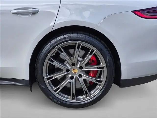 2019 Porsche Panamera Turbo