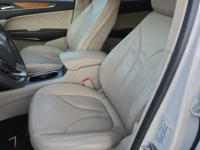 2017 Lincoln MKC Select