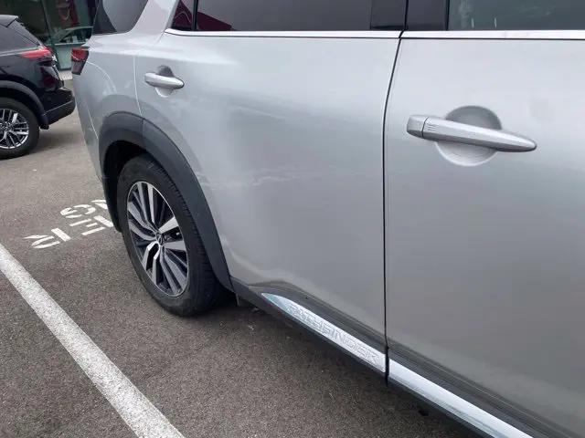 2022 Nissan Pathfinder Platinum 4WD