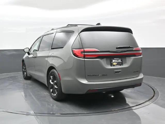 2025 Chrysler Pacifica Limited