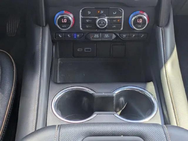 2023 GMC Yukon 4WD AT4