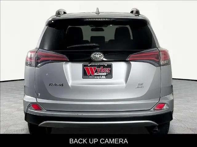 2017 Toyota RAV4 SE