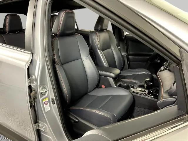 2017 Toyota RAV4 SE