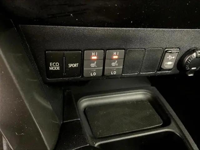 2017 Toyota RAV4 SE
