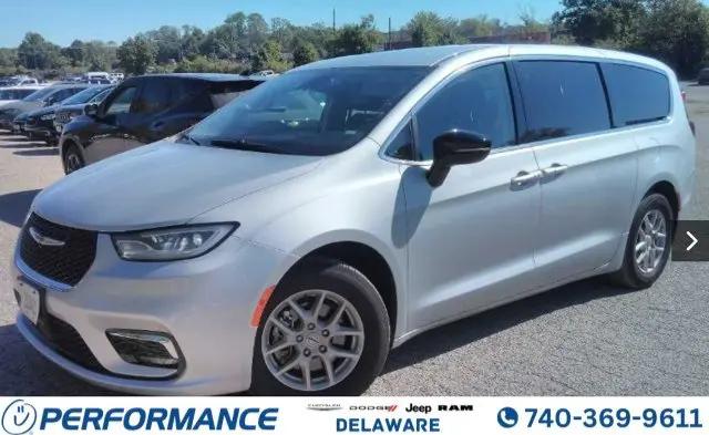 2024 Chrysler Pacifica Touring L for sale near Delaware, OH