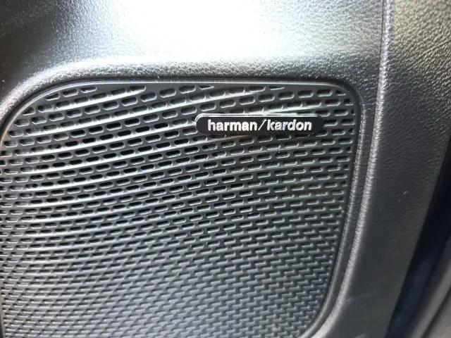 2025 Chrysler Pacifica Hybrid Pinnacle