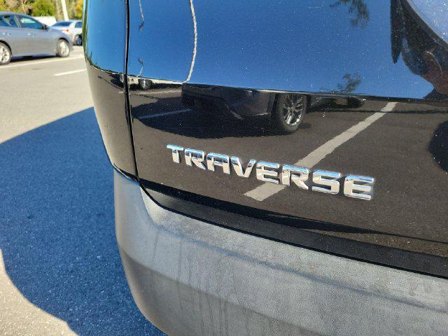 2021 Chevrolet Traverse FWD LS