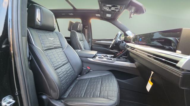 2026 Cadillac Escalade ESV V