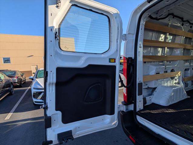 2025 Ford Transit Cargo Van Base