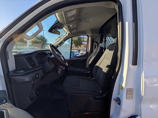 2025 Ford Transit Cargo Van Base