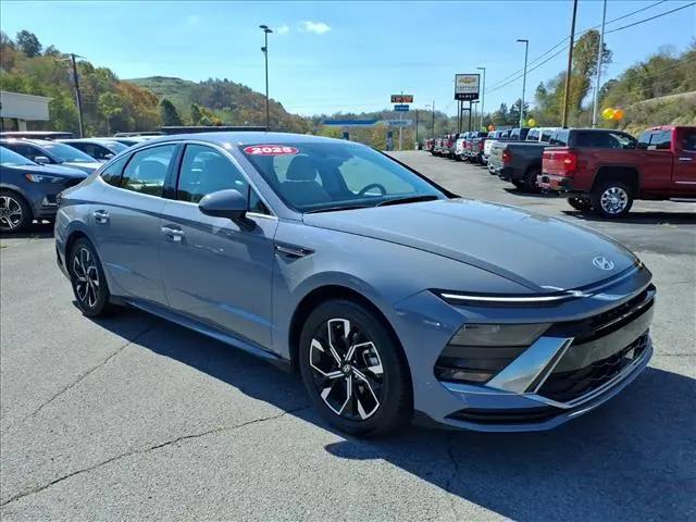 2025 Hyundai Sonata SEL for sale in Tazewell, VA