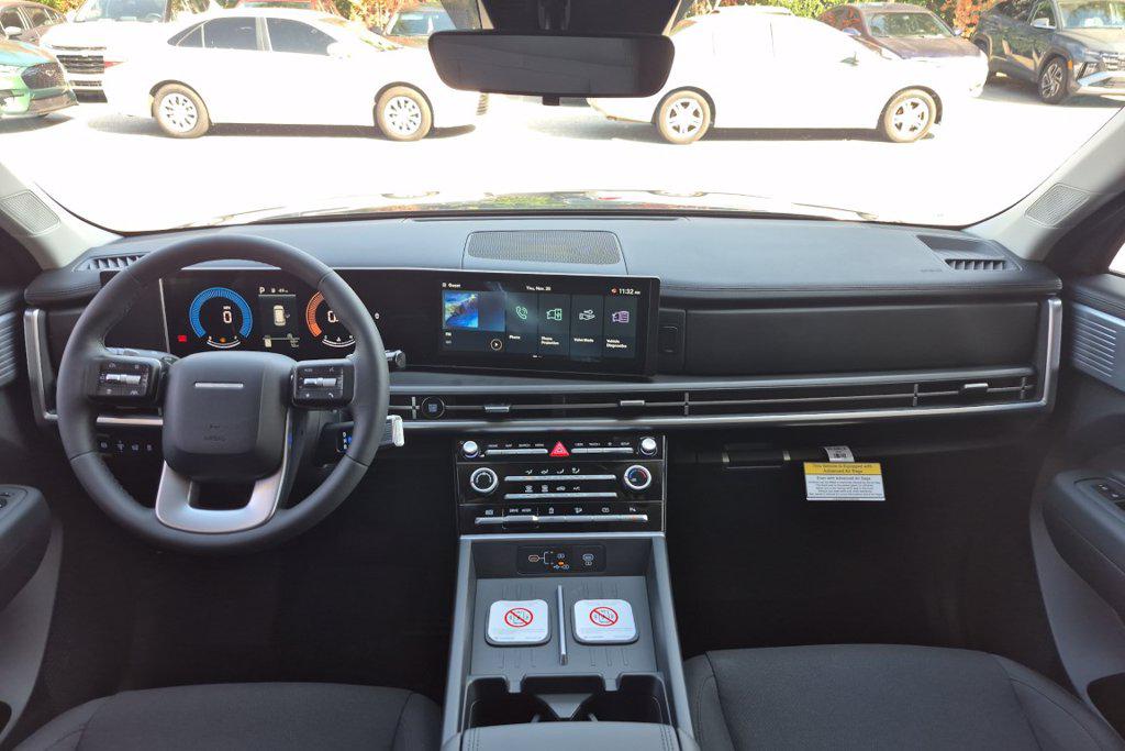 New 2027 Gray HYUNDAI SE image 23