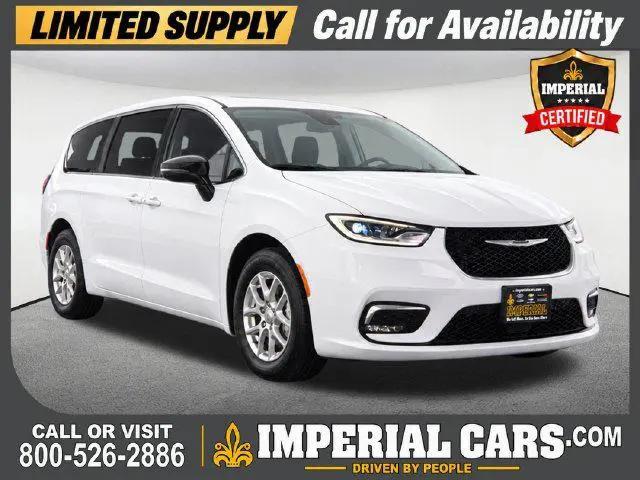 2026 Chrysler Pacifica Select for sale in Mendon, MA