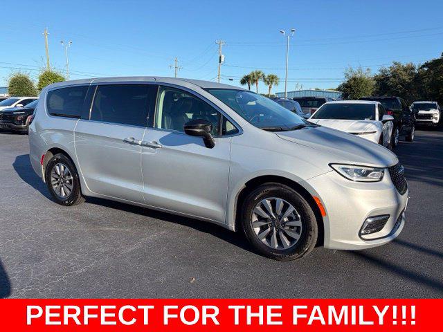 2024 Chrysler Pacifica Hybrid Select for sale in Bradenton, FL