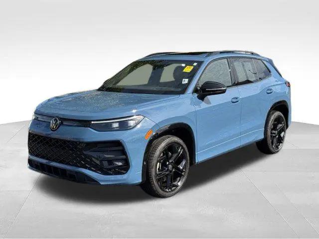 2025 Volkswagen Tiguan 2.0T SE R-Line Black for sale in Fort Wayne, IN