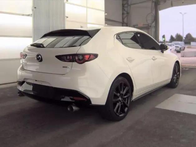 2022 Mazda Mazda3 Premium