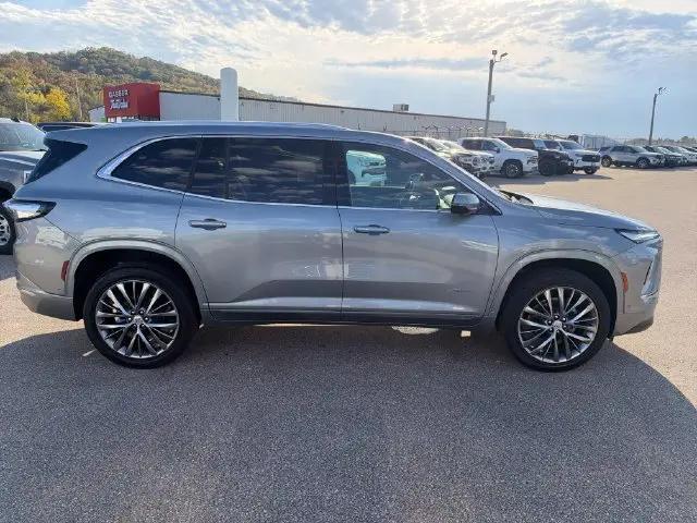 2025 Buick Enclave Avenir FWD
