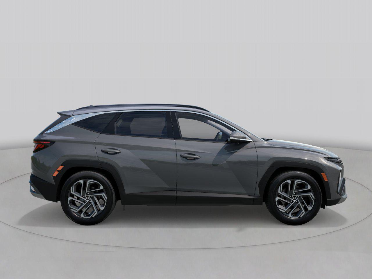 New 2026 Gray HYUNDAI SEL Plus FWD image 7