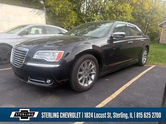 2013 Chrysler 300 S for sale in Sterling, IL