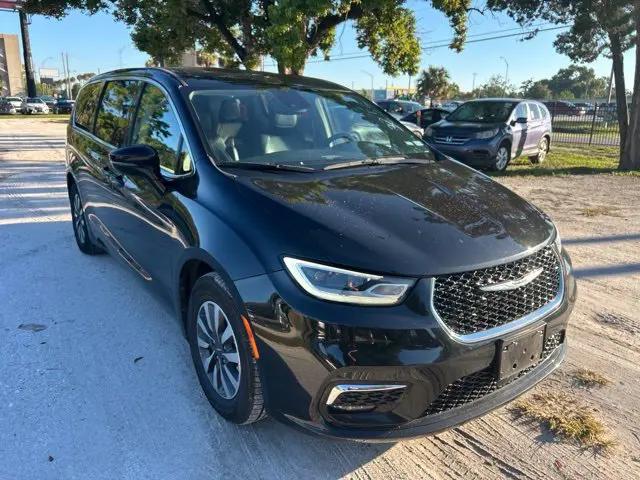2024 Chrysler Pacifica Hybrid Select for sale in Tampa, FL
