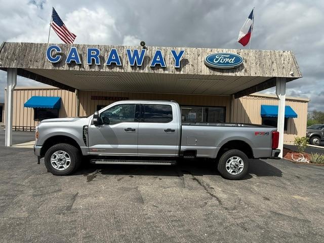 2027 Ford F-350 XLT 4X4 for sale in Nixon, TX
