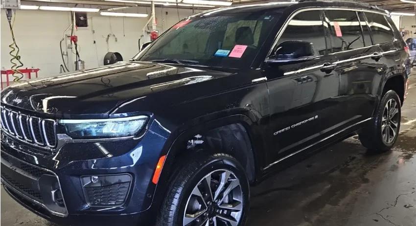 2023 Jeep Grand Cherokee L Overland 4x4 2023 Jeep Grand Cherokee L Overland 4x4