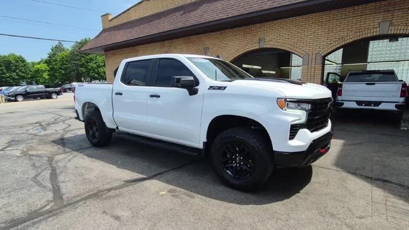 2024 Chevrolet Silverado 1500 4WD Crew Cab Short Bed LT Trail Boss