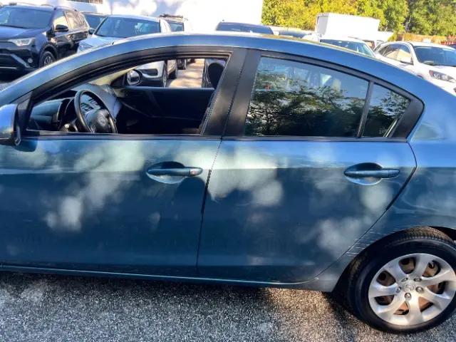 2011 Mazda Mazda3 i Sport